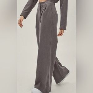 Nasty Gal Pant Gray size 10 relax fit